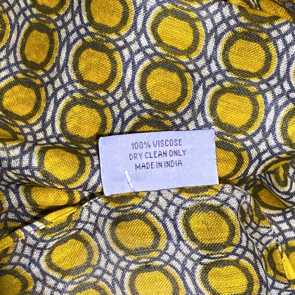 NWT Geo Circles Scarf - Picture 3 of 6